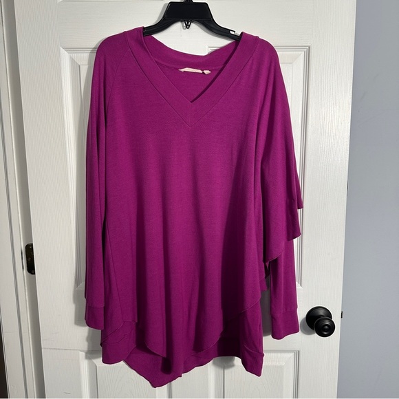 Soft Surroundings Madeline v-neck top, size L, pink, asymmetric, fall, autumn - Picture 1 of 10